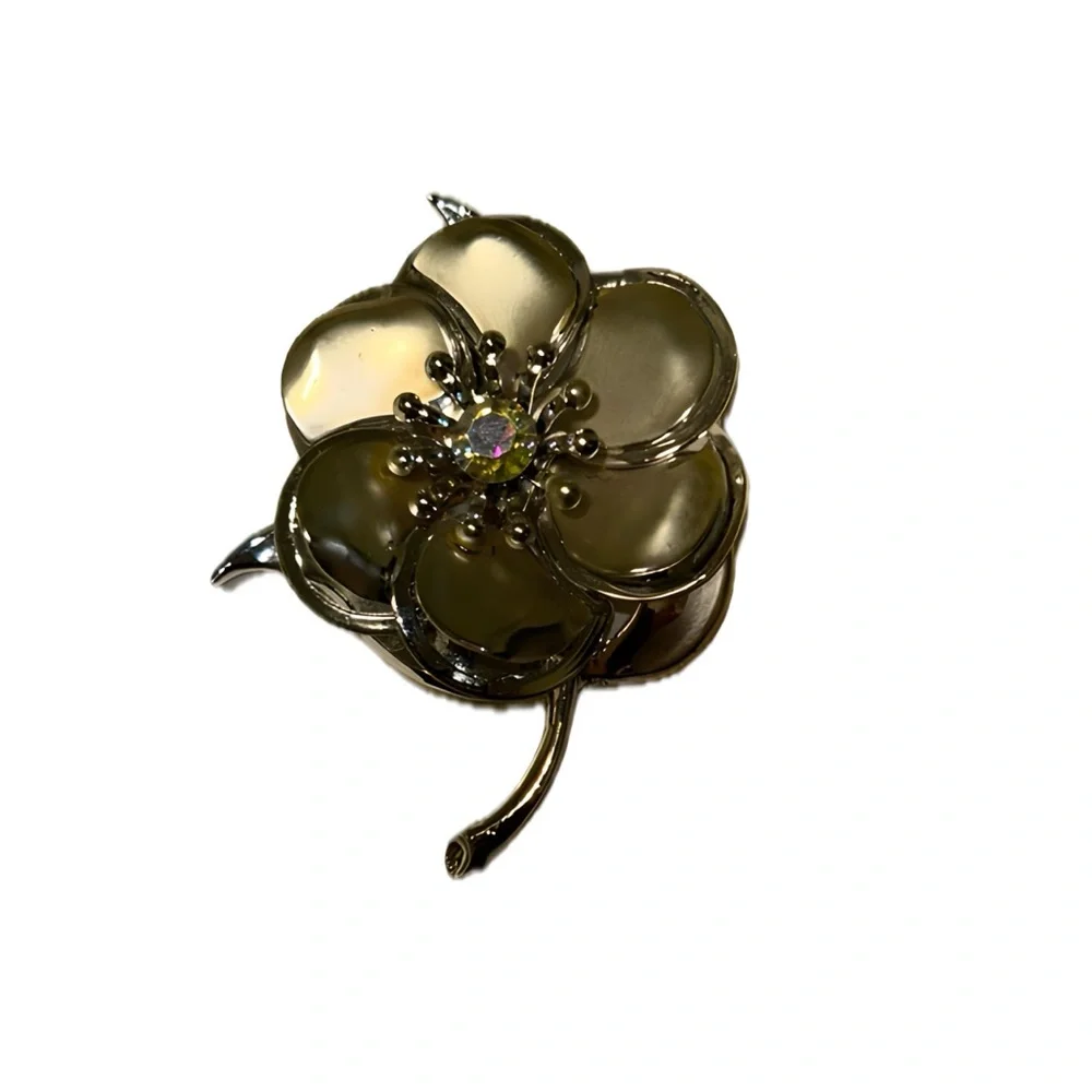 Silver Matte and Glossy Flower Brooch with a Aurora borealis Crystal